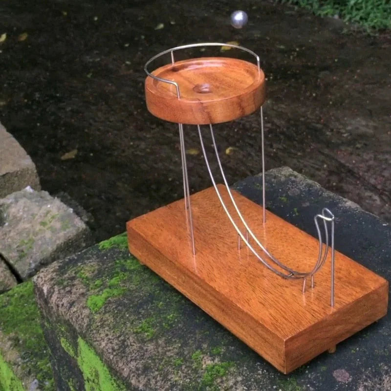 Kinetic Motion Machine – Mesmerizing Desktop Sculpture for Office & Home Decor